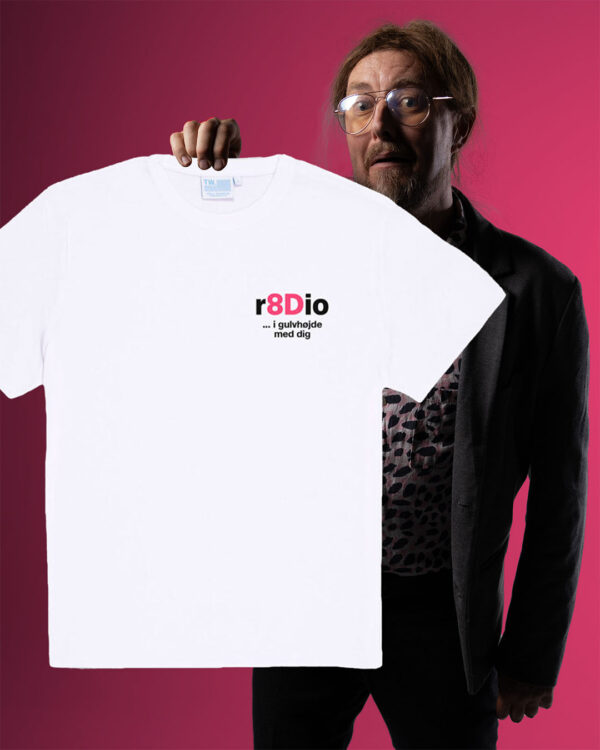 r8Dio Bryst Klavs Bundgaard Hvid
